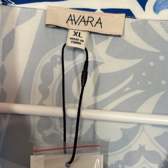 Avara Blue and White Patterned Midi Dress - Picture 2 of 4